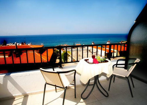 Coralli Holidays Loutra  Dış mekan fotoğraf